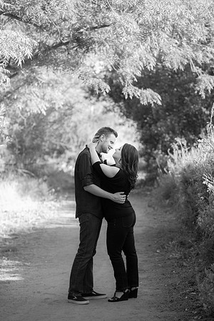 Beautiful Outdoor with Nature Light Engagement photo by Wedding Photographer in Temecula (4)