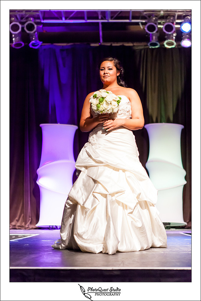 Bridal show at Pala Casino Spa Resort, Kiss the Brides Expo by Temecula, Menifee, Murrieta Weddding Photographer of PhotoQuest Studio