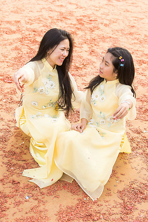 mother and daughter lunar new year viet tet photo orange county los angeles wedding photographer-80
