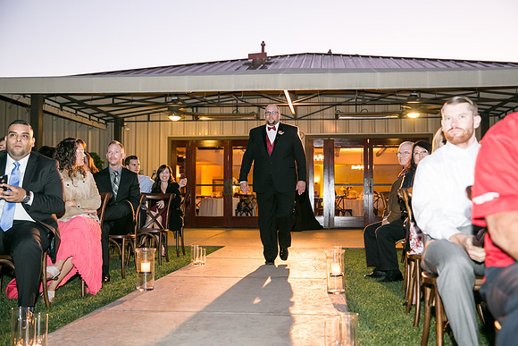 Beautiful wedding at Wiens Family Cellars Temecula Winery - Sarah & Shawn
