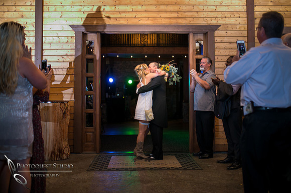 Beautiful Military Wedding at Longshadow Ranch Winery by Temecula Wedding Photographer - Tina & Kurt