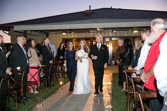 Beautiful wedding at Wiens Family Cellars Temecula Winery - Sarah & Shawn