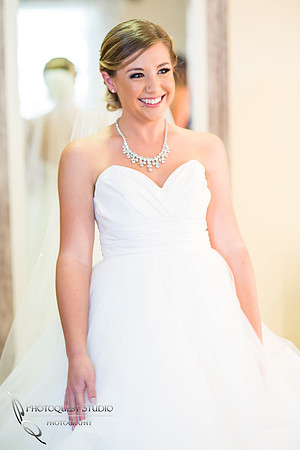 Bride happy happy moment