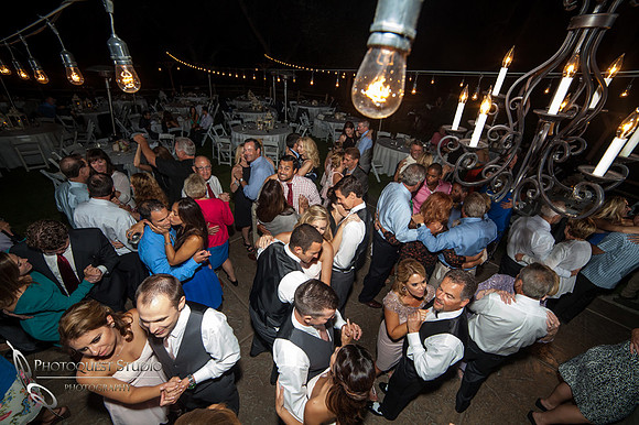 Lauren & Brett Wedding at Temecula Creek Inn byTemecula Wedding Photographers of Photoquest Studio.