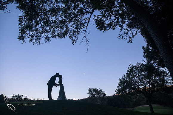 Lauren & Brett Wedding at Temecula Creek Inn byTemecula Wedding Photographers of Photoquest Studio.