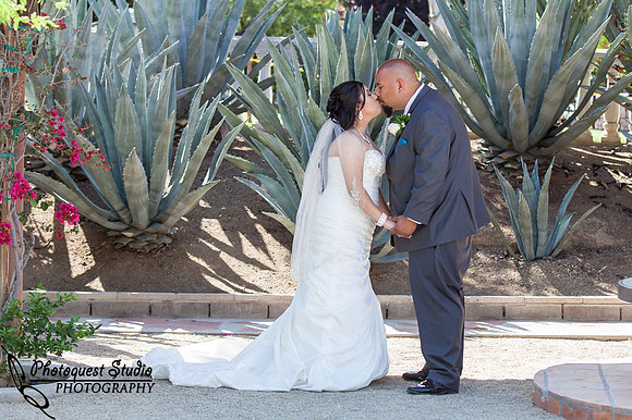 Wedding Photos at Hacienda Los Agaves by Menifee, Murrieta Wedding Photographer