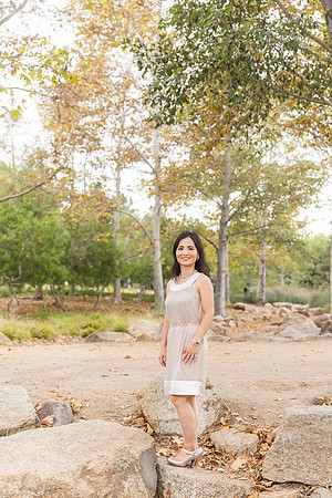 outdoor family photo in irvine by orange county wedding photographer tram bill (180)