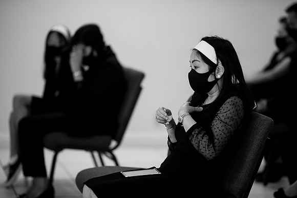 Hien's Mom Funeral-B&W (395)