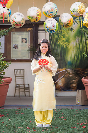 mother and daughter lunar new year viet tet photo orange county los angeles wedding photographer-27