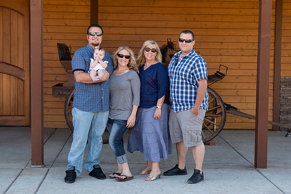 Menifee Family Photographer at Longshadow Ranch, Temecula Valley Winery