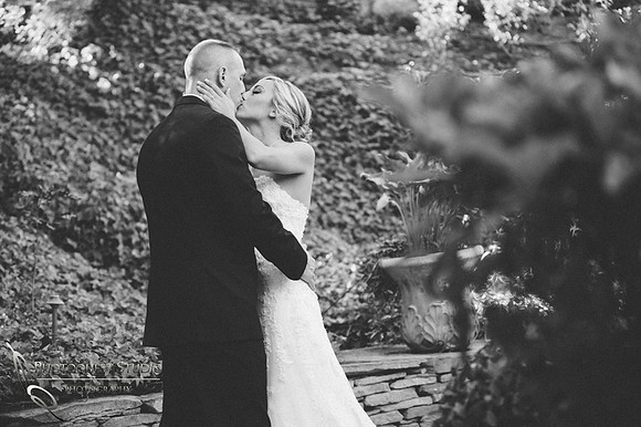 The kiss, Wedding Photograher in Fallbrook, Pala Mesa Resort Wedding photo