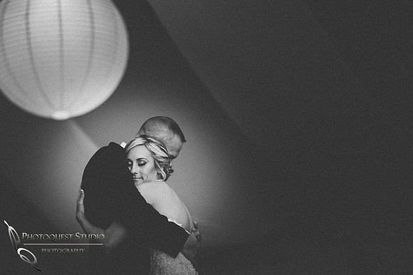 First dance, Wedding Photograher in Fallbrook by Temecula Wedding Photographers