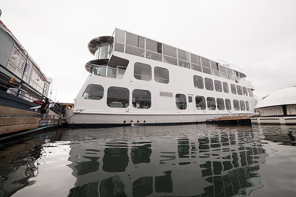 Hyatt Regency, Electra Cruises. Newport Beach, California wedding photo by Temecula wedding photographer of Photoquest Studio, Photography