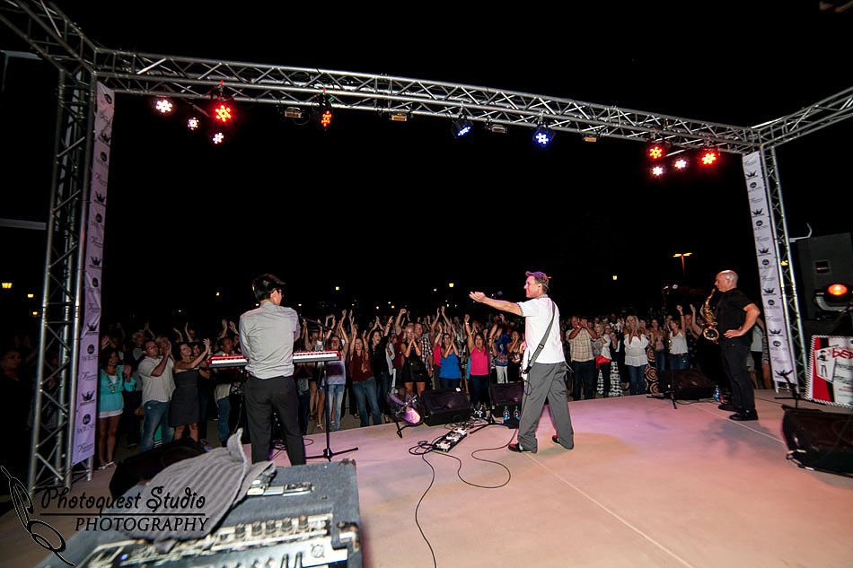 Temecula Wedding Photographer, Concert Photographer at Wiens Family Cellars Winery, The English Beat