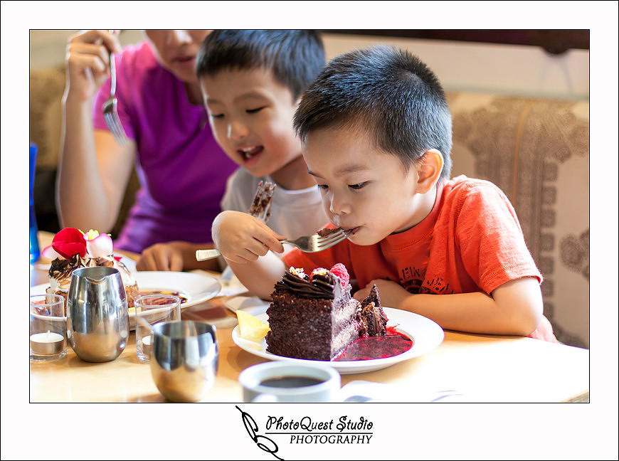 SeaWorld Trip photo by San Diego, Temecula, Menifee Wedding Photographer - Wedding Photography of PhotoQuest Studio - Karen Krasne - Extraordinary Desserts