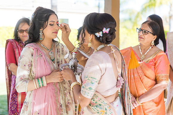 beautiful indian family little butterfly babyshower pooja parth-213