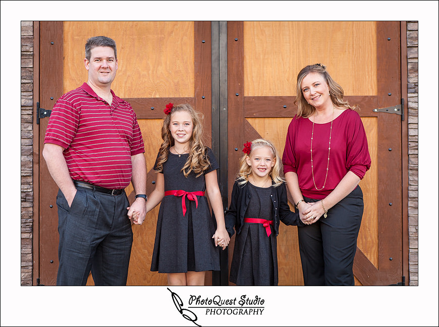 BEAUTIFUL FAMILY PHOTO AT LONGSHADOW RANCH, TEMECULA WINERY BY Menifee, Temecula Wedding &amp; Event Photographer of PhotoQuest Studio, Photography: The Tokarchik