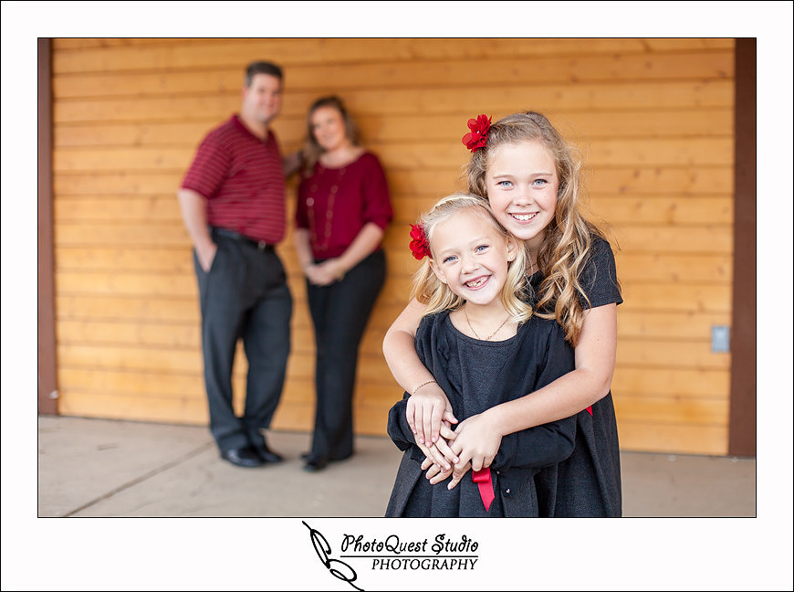 BEAUTIFUL FAMILY PHOTO AT LONGSHADOW RANCH, TEMECULA WINERY BY Menifee, Temecula Wedding &amp; Event Photographer of PhotoQuest Studio, Photography: The Tokarchik