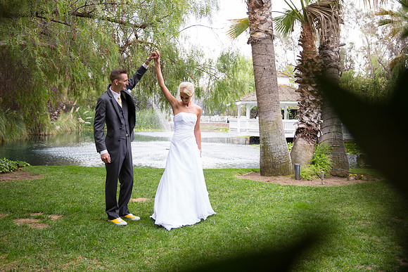 Wedding photos at the Orchard, Wedgewood Wedding in Menifee by Temecula Wedding Photographer of Photoquest Studio, Photography