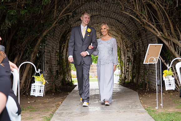 Wedding photos at the Orchard, Wedgewood Wedding in Menifee by Temecula Wedding Photographer of Photoquest Studio, Photography