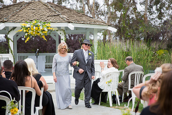 Wedding photos at the Orchard, Wedgewood Wedding in Menifee by Temecula Wedding Photographer of Photoquest Studio, Photography