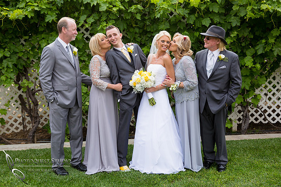 Wedding photos at the Orchard, Wedgewood Wedding in Menifee by Temecula Wedding Photographer of Photoquest Studio, Photography