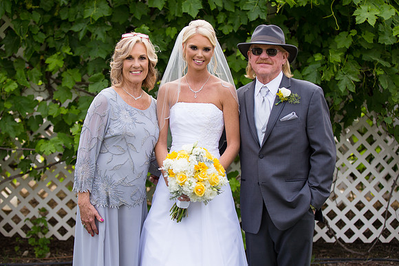 Wedding photos at the Orchard, Wedgewood Wedding in Menifee by Temecula Wedding Photographer of Photoquest Studio, Photography