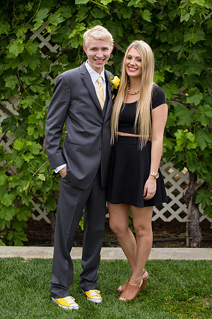 Wedding photos at the Orchard, Wedgewood Wedding in Menifee by Temecula Wedding Photographer of Photoquest Studio, Photography