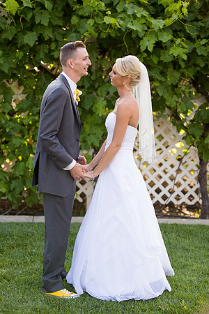 Wedding photos at the Orchard, Wedgewood Wedding in Menifee by Temecula Wedding Photographer of Photoquest Studio, Photography