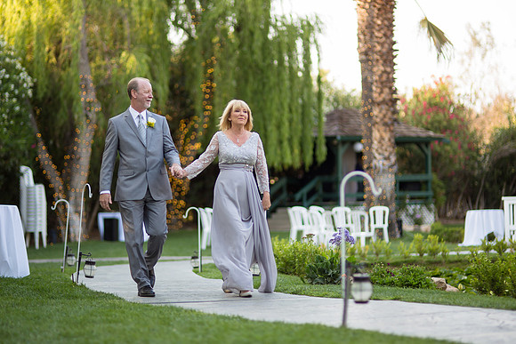 Wedding photos at the Orchard, Wedgewood Wedding in Menifee by Temecula Wedding Photographer of Photoquest Studio, Photography