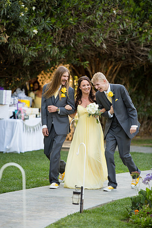 Wedding photos at the Orchard, Wedgewood Wedding in Menifee by Temecula Wedding Photographer of Photoquest Studio, Photography