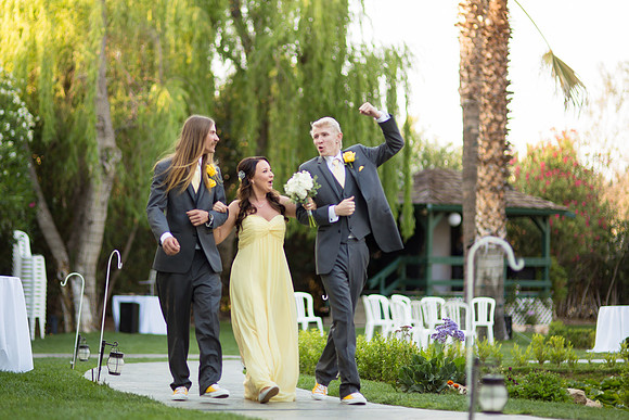 Wedding photos at the Orchard, Wedgewood Wedding in Menifee by Temecula Wedding Photographer of Photoquest Studio, Photography