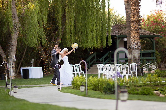Wedding photos at the Orchard, Wedgewood Wedding in Menifee by Temecula Wedding Photographer of Photoquest Studio, Photography