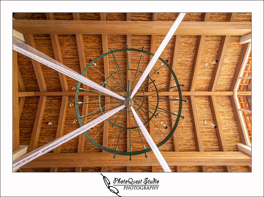 Beautiful and romantic Menifee Lakes Country Club wedding venue.  Photographed by Menifee Wedding Photographer of PhotoQuest Studio, Photography