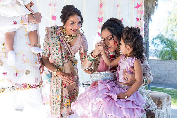 beautiful indian family little butterfly babyshower pooja parth-351