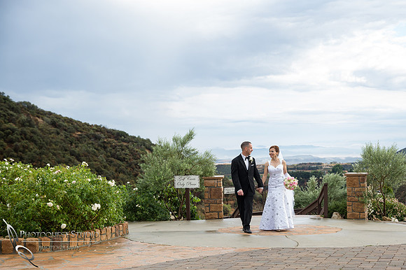 Wedding Photos at Serendipity Garden Weddings by Temecula Wedding Photographer - Sandra and Robert Wedding
