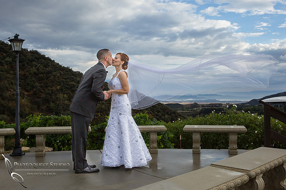 Wedding Photos at Serendipity Garden Weddings by Temecula Wedding Photographer - Sandra and Robert Wedding