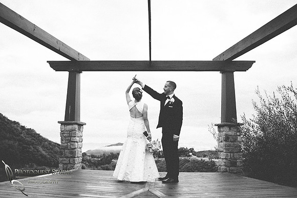 Wedding Photos at Serendipity Garden Weddings by Temecula Wedding Photographer - Sandra and Robert Wedding