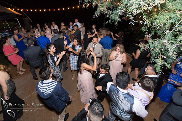 Wedding Photos at Serendipity Garden Weddings by Temecula Wedding Photographer - Sandra and Robert Wedding