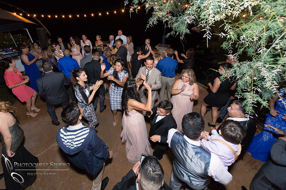 Wedding Photos at Serendipity Garden Weddings by Temecula Wedding Photographer - Sandra and Robert Wedding