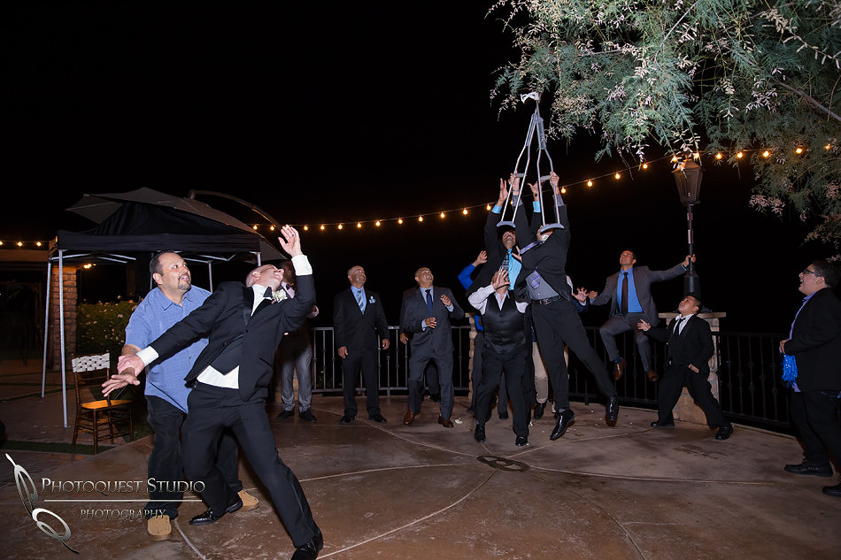 Wedding Photos at Serendipity Garden Weddings by Temecula Wedding Photographer - Sandra and Robert Wedding