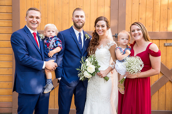 Photographer in Temecula, Longshadow Ranch Wedding, Parris and Derek (342)