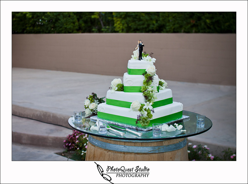 South Coast Winery Wedding Photography by Temecula, Menifee, Murrieta Wedding Photographer. the wedding cake