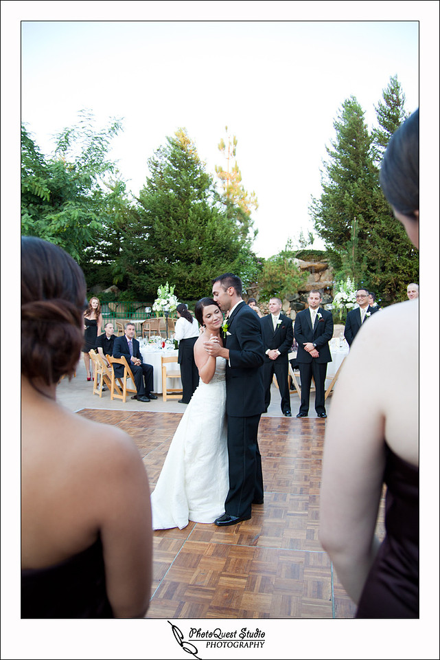 South Coast Winery Wedding Photography by Temecula, Menifee, Murrieta Wedding Photographer. the bride and groom first dance