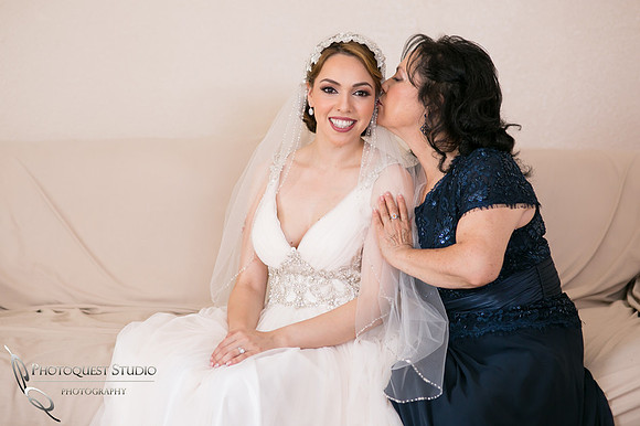 kissing by Mom