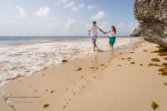 honeymoon photo in cancun mexico by temecula wedding photographer