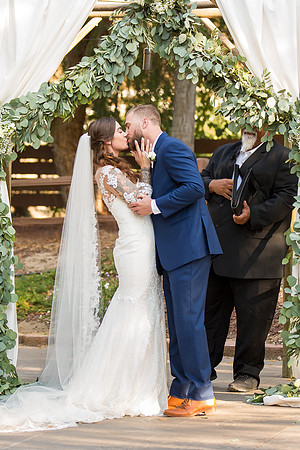 Photographer in Temecula, Longshadow Ranch Wedding, Parris and Derek (286)