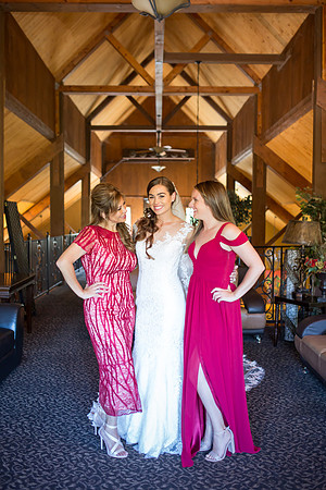 Photographer in Temecula, Longshadow Ranch Wedding, Parris and Derek (144)