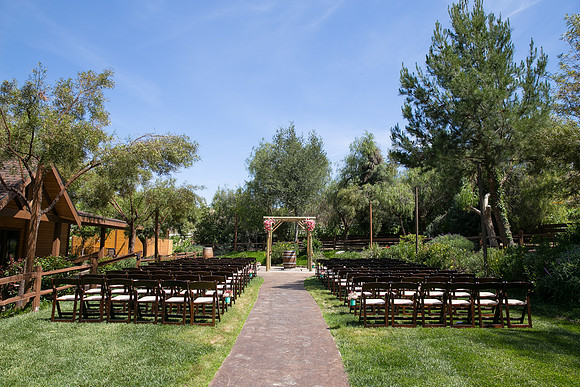 Longshadow Ranch Winery wedding  by Wedding Photographer in Temecula (103)