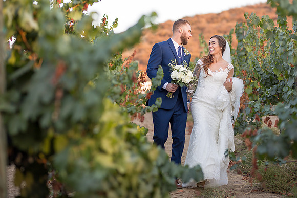 Photographer in Temecula, Longshadow Ranch Wedding, Parris and Derek (412)